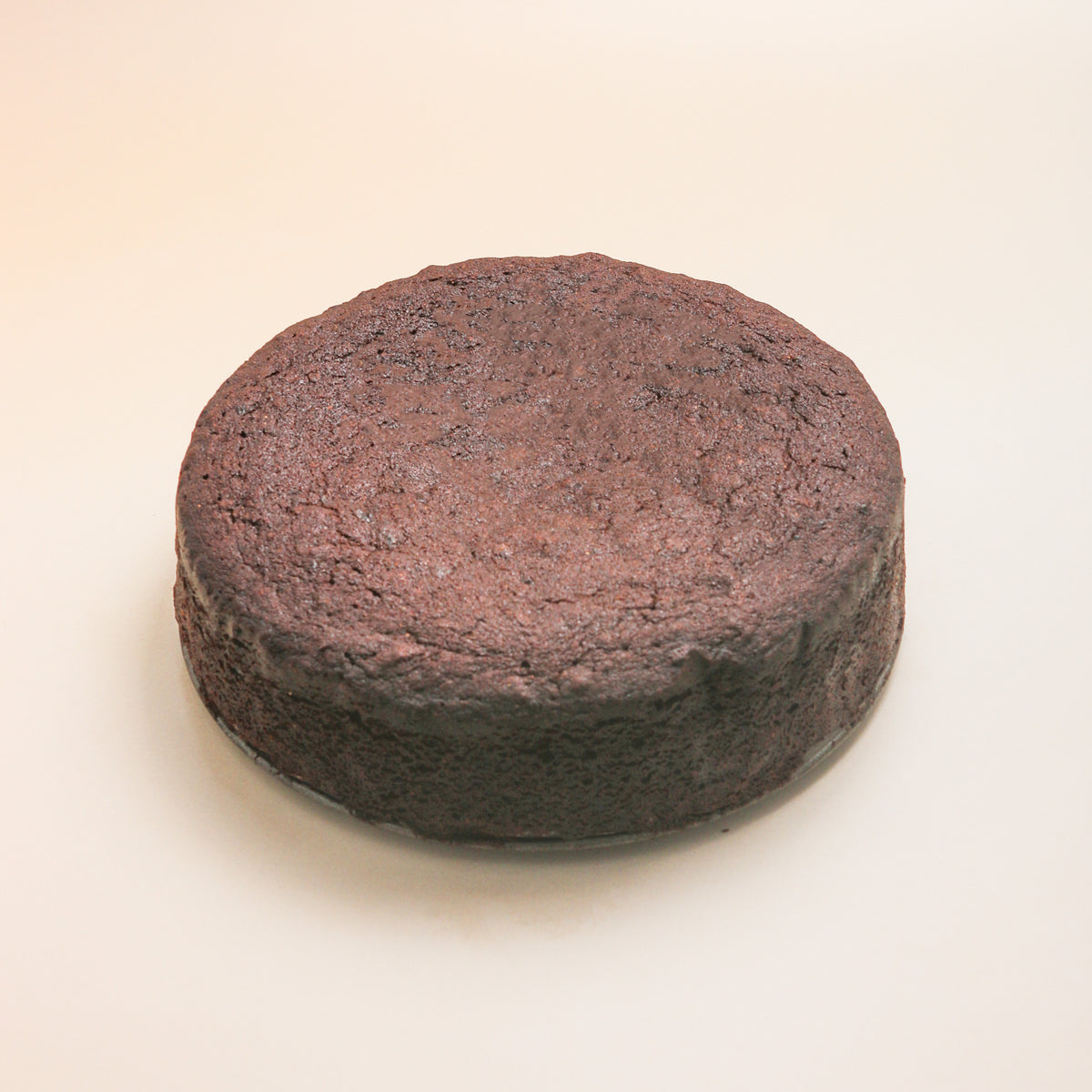 Large Round Rum Cake